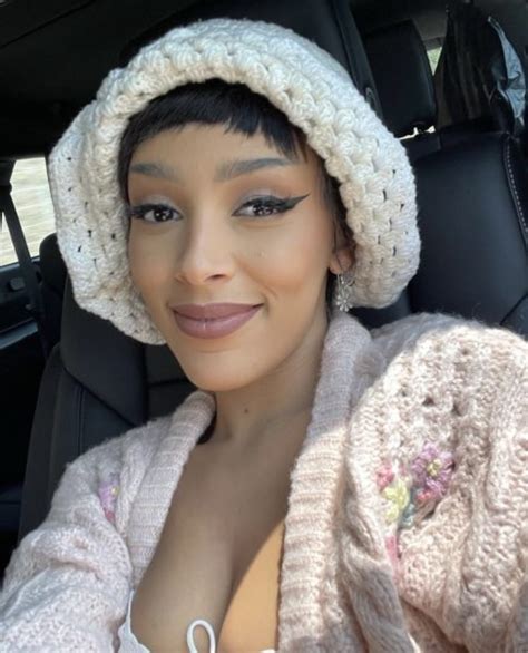 doja cat titties|Doja Cat Gives Update On Breast Reduction